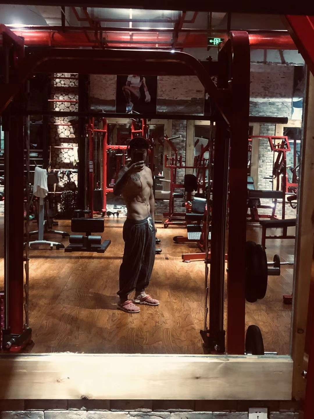 找运动跑步吃饭游戏搭子