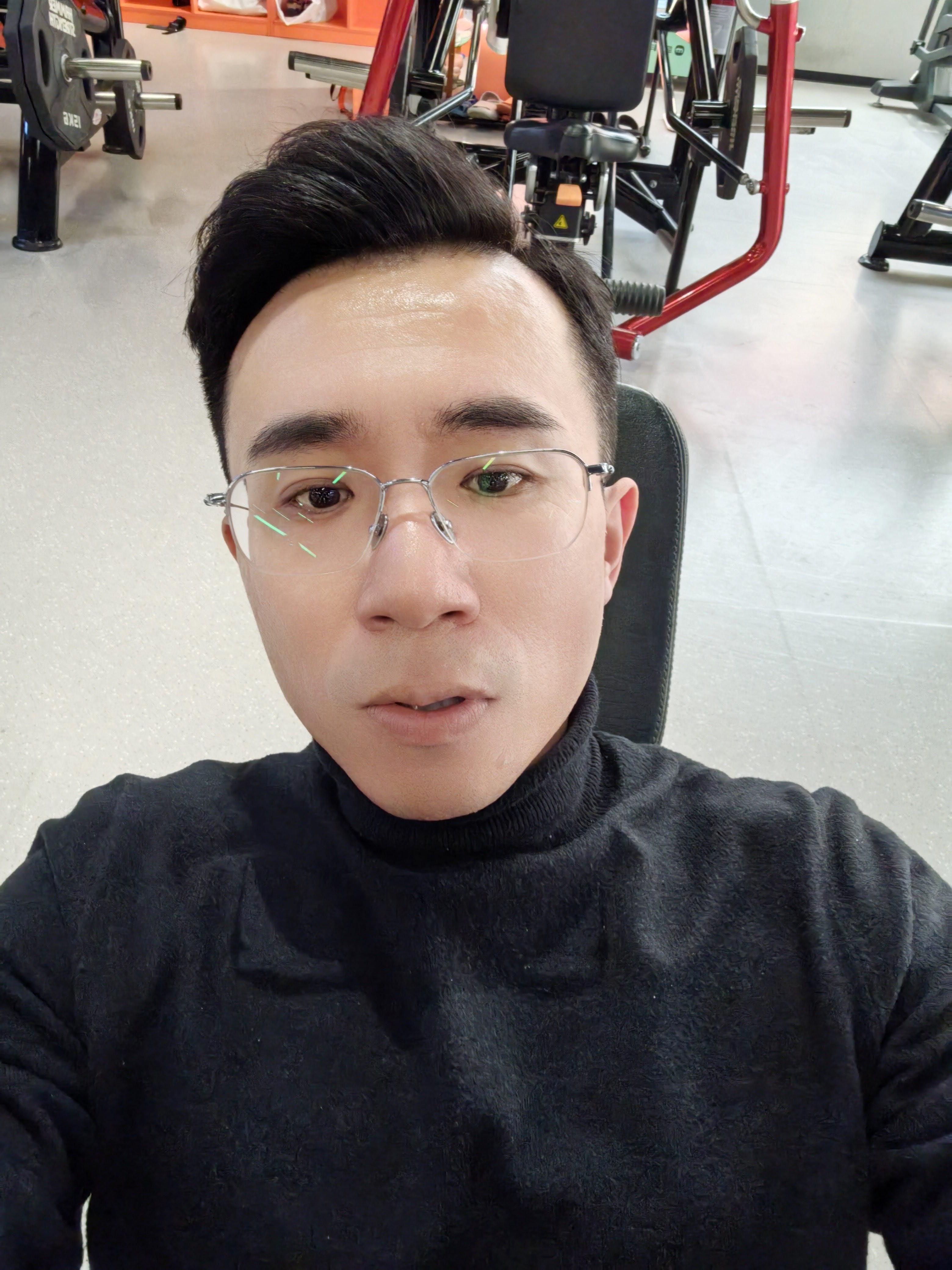 找吃饭电影玩搭子