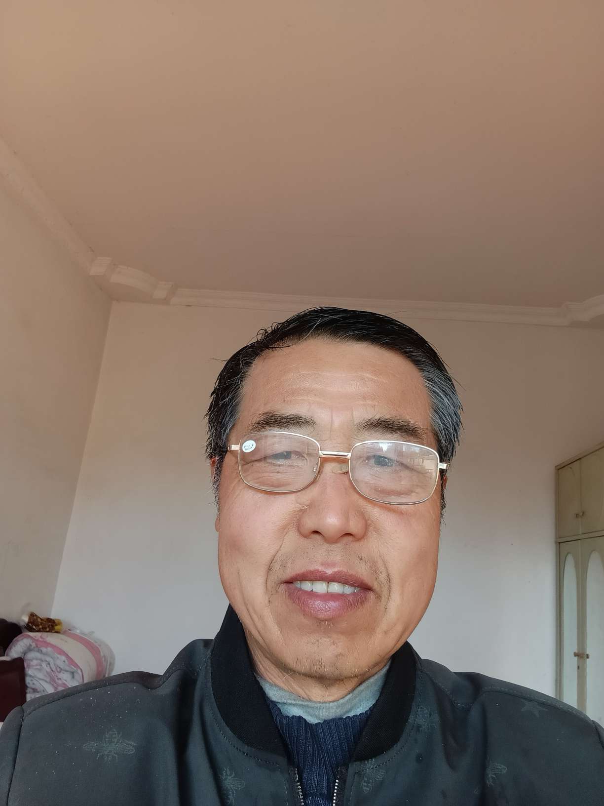 找逛街、散步搭子