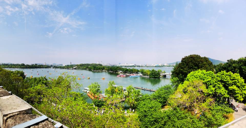 找游戏或美食搭子