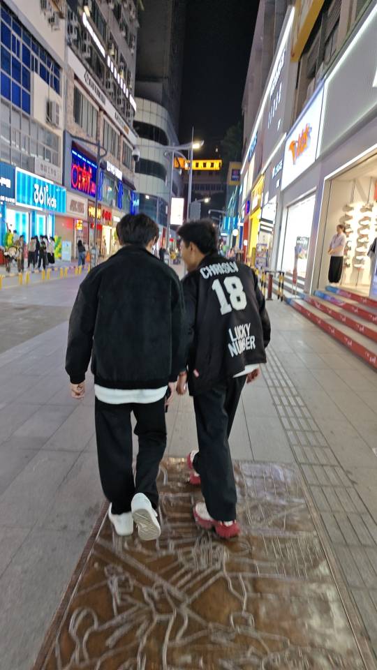 找喝酒打游戏搭子