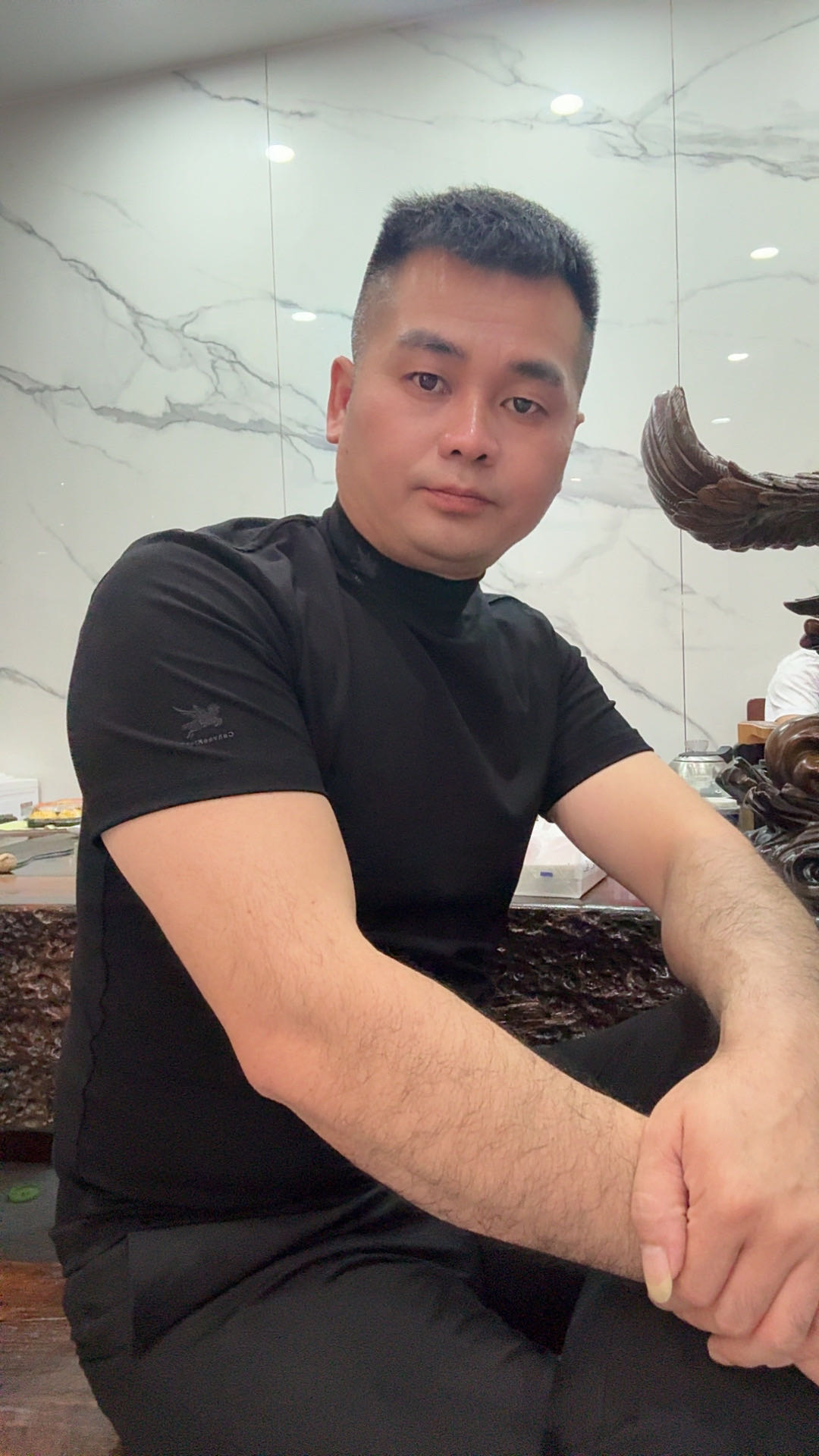 找爬山唱歌旅游搭子