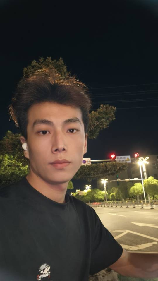找逛街吃饭搭子