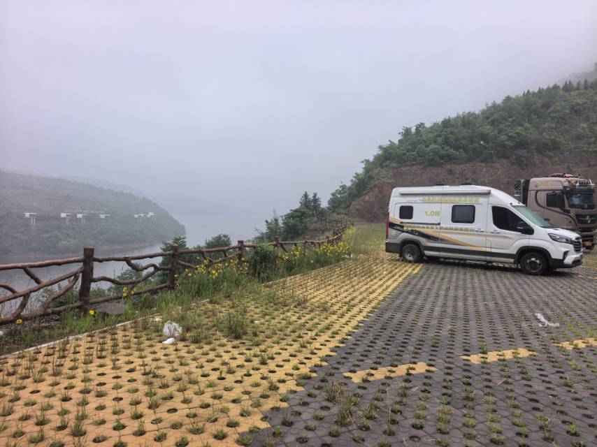 找旅游搭子