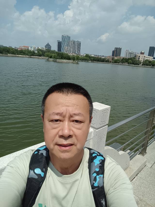 找户外旅游美食搭子