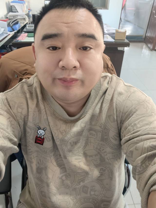 找爬山搭子