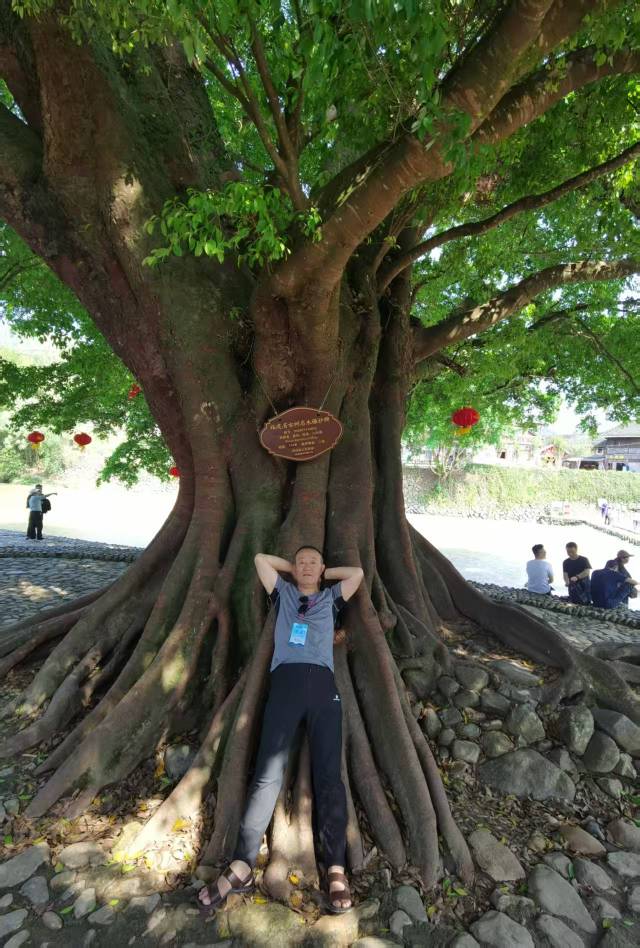 找运动旅行游逛阳光搭子