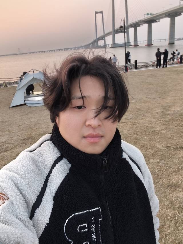 找女生搭子