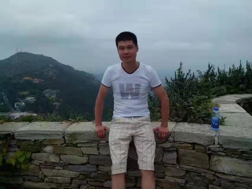 找吃饭爬山旅游搭子