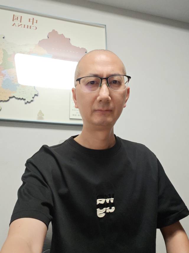 找吃喝玩乐搭子