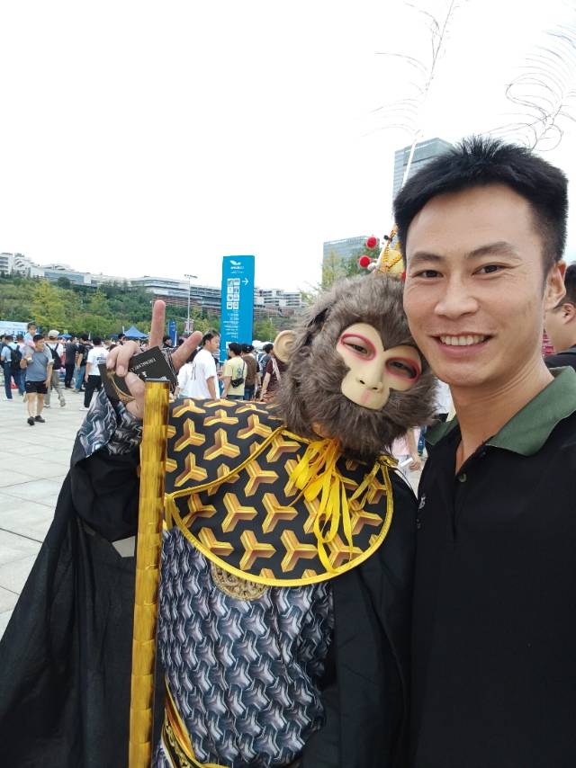 找自驾新疆的女搭子