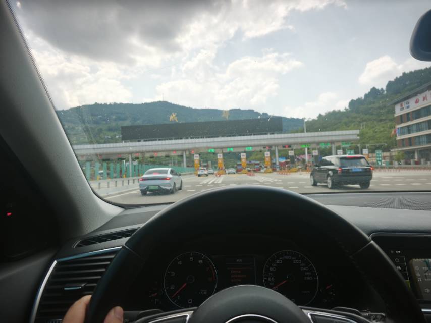 找旅游搭子