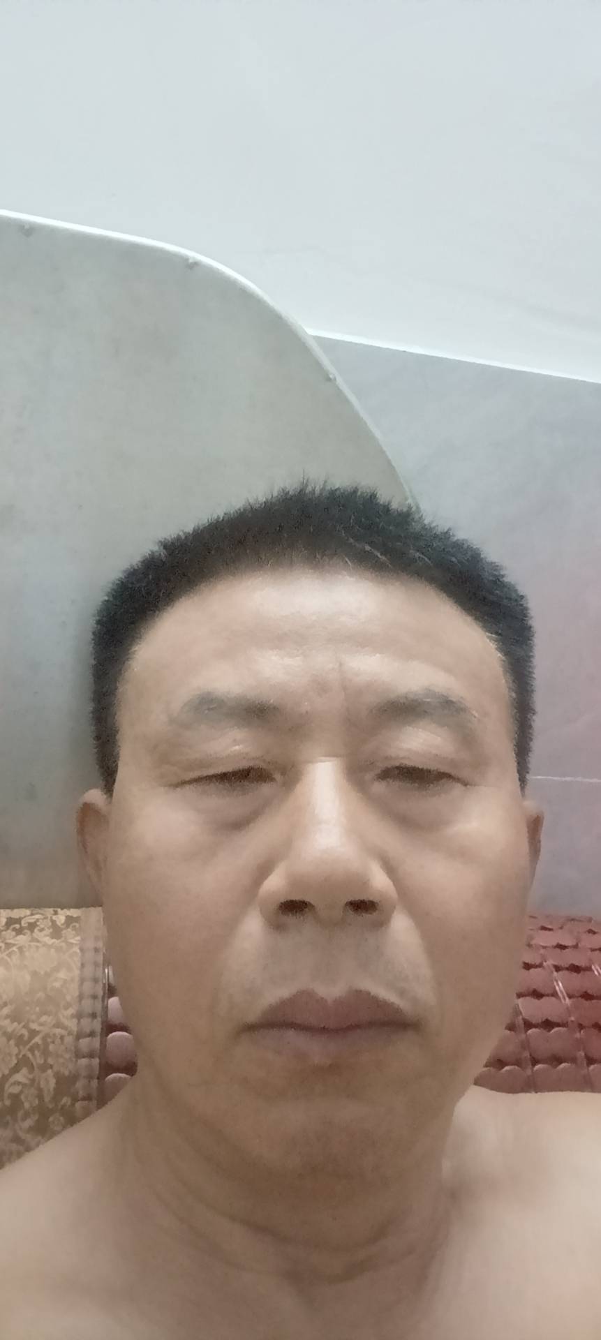 找活泼爱运动顾家搭子