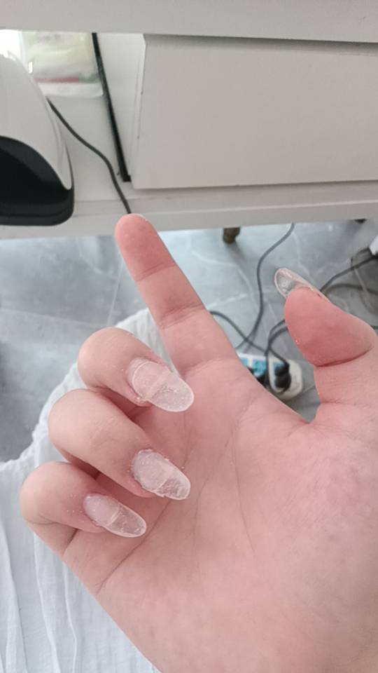 找学美甲搭子
