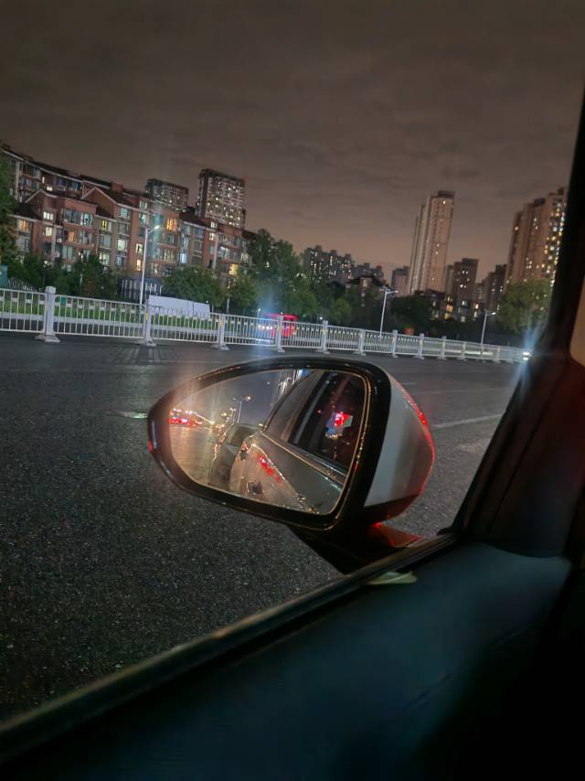 找旅游搭子