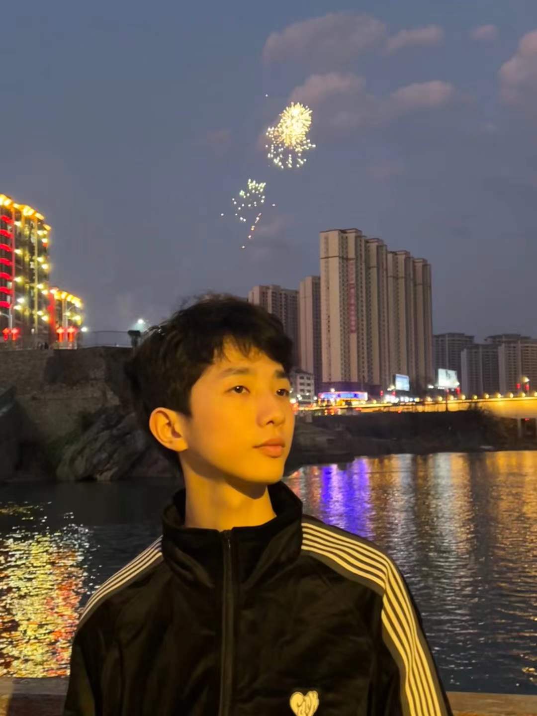 找爬山搭子