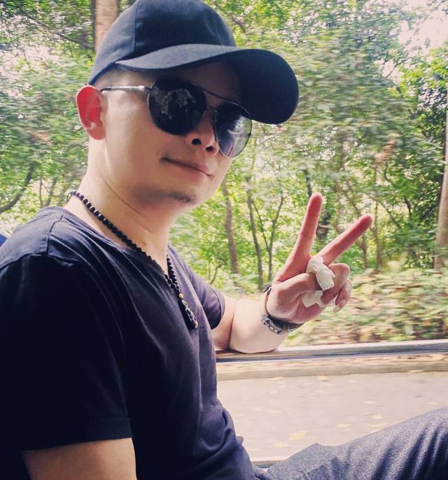 找羽毛球搭子