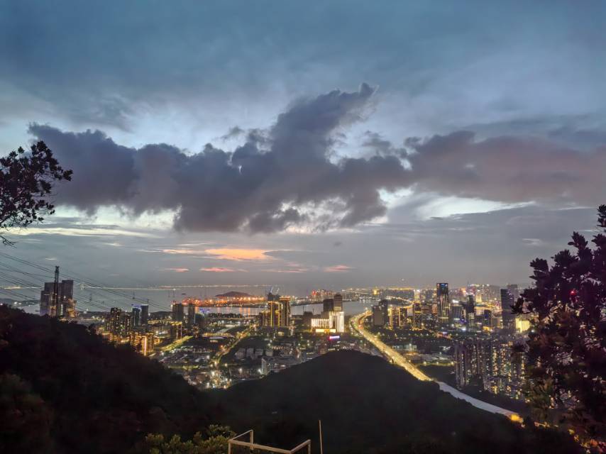 找夜晚爬山骑行搭子