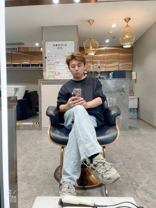 找户外搭子