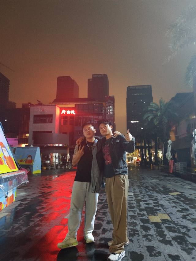 找户外搭子