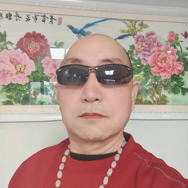找聊天吃饭约会漫步搭子