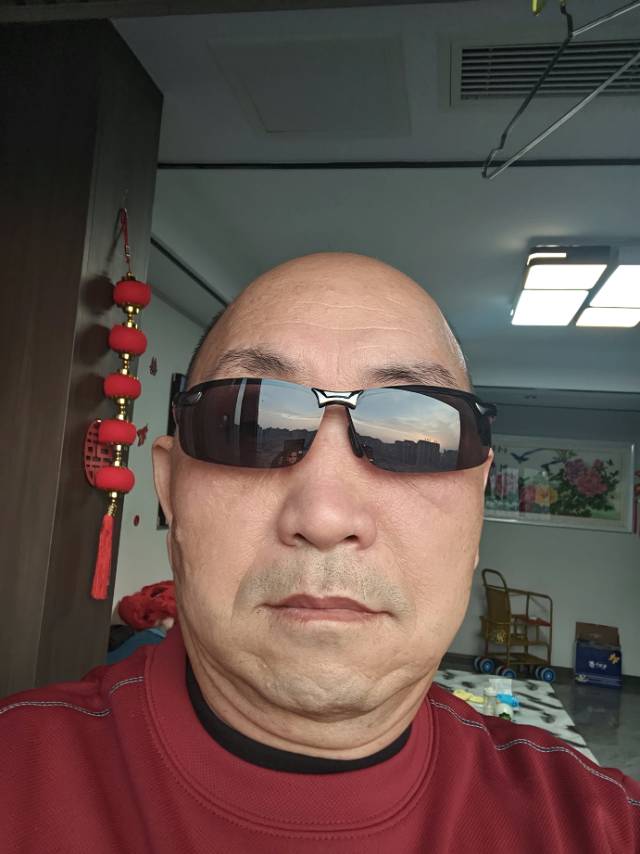 找聊天吃饭约会漫步搭子