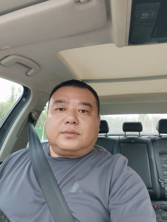 找散步吃饭游玩搭子