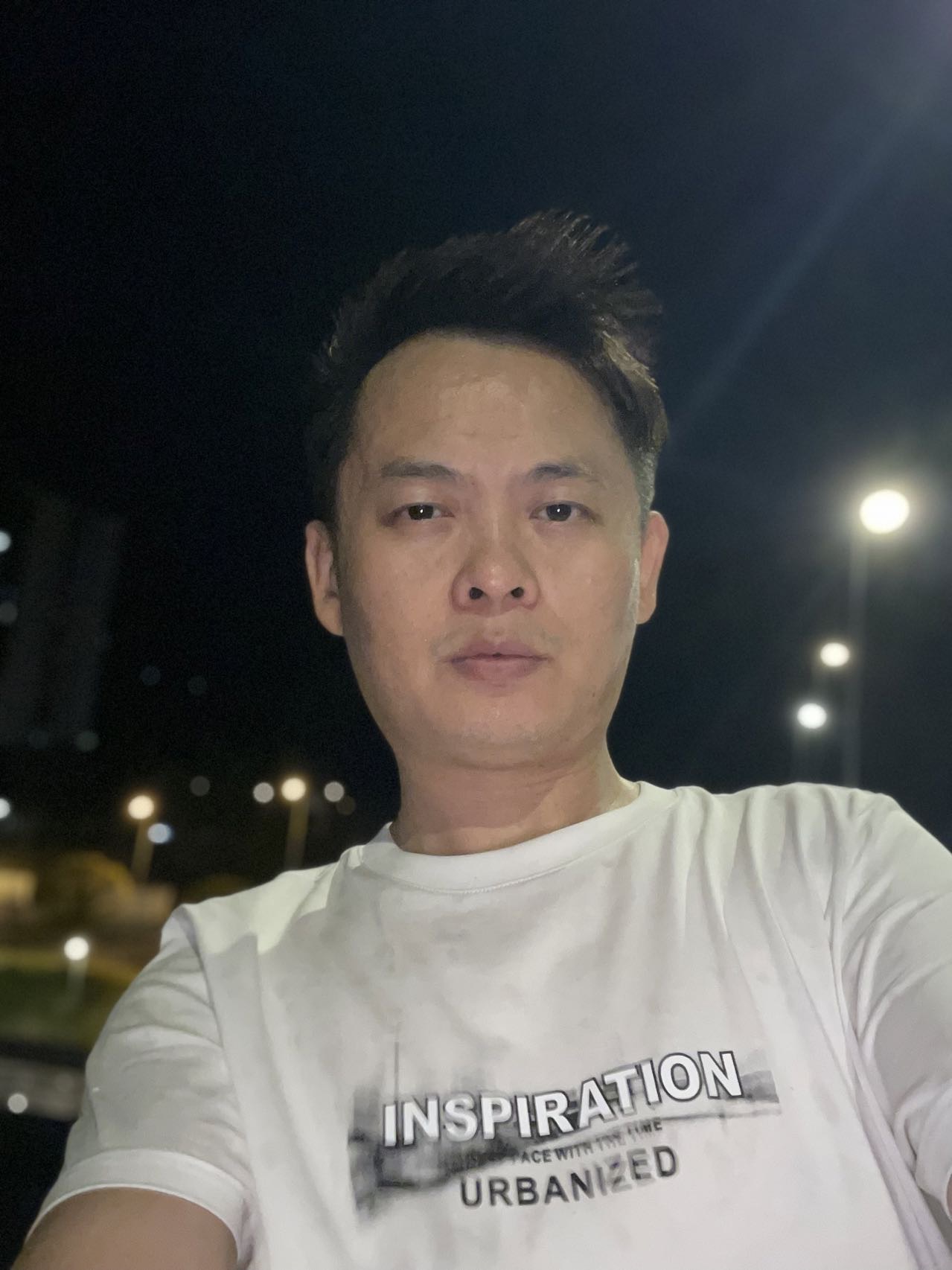 找聊天吃饭看电影搭子