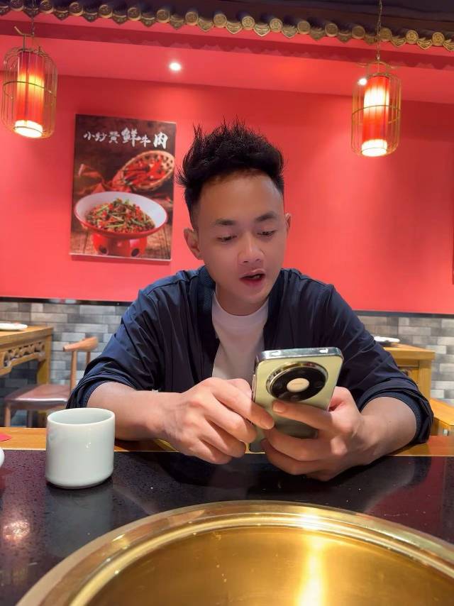 找吃喝玩乐搭子