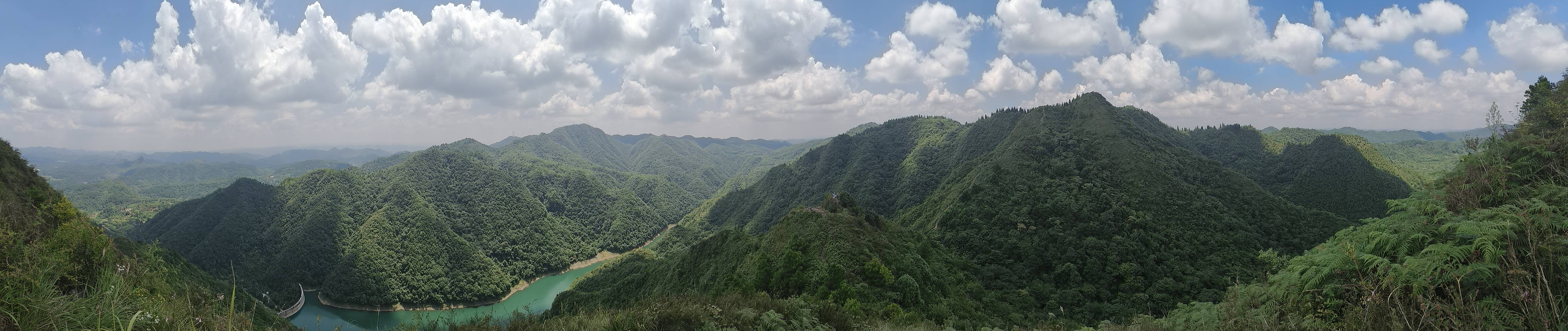 找爬山搭子