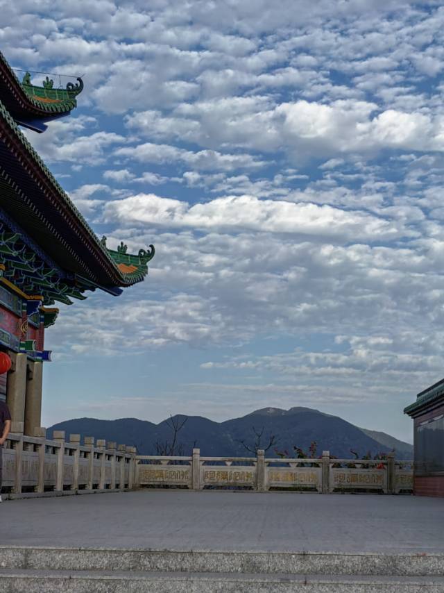 找户外搭子