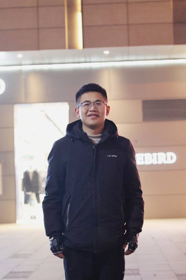 找爬山搭子