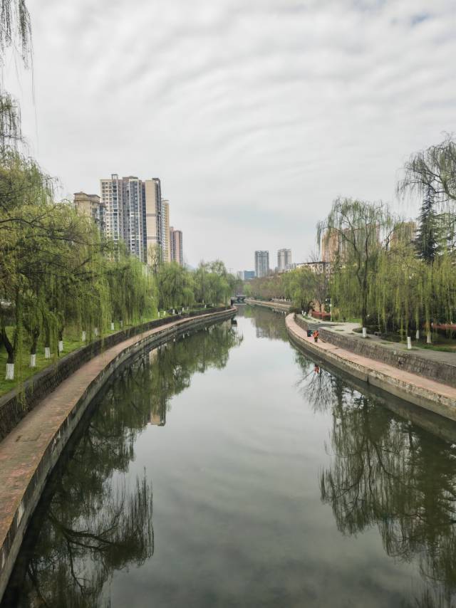 找旅游搭子