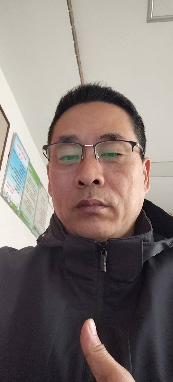 找户外搭子