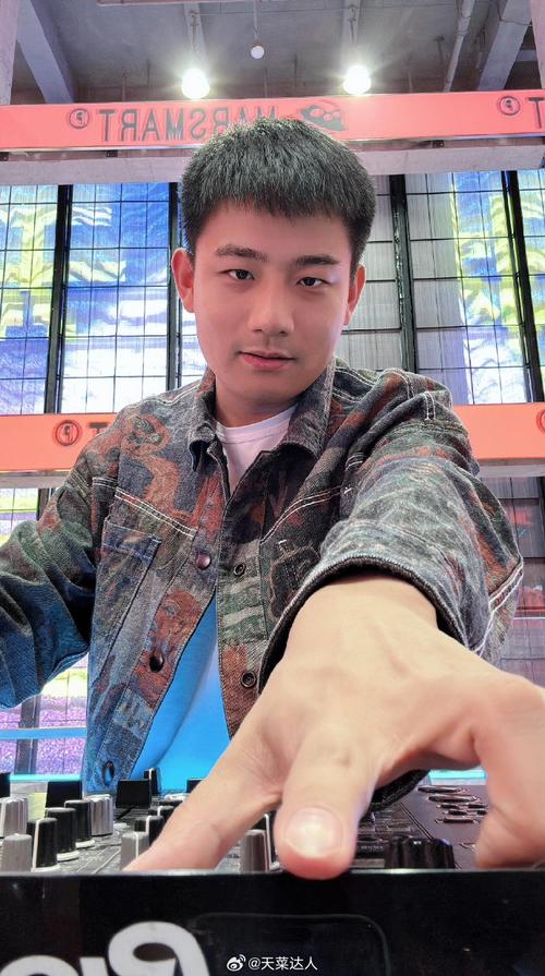 找吃饭看电影搭子