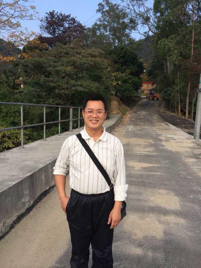 找爬山搭子