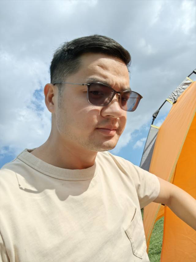找爬山搭子