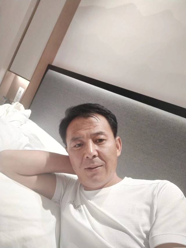 找品行端正搭子