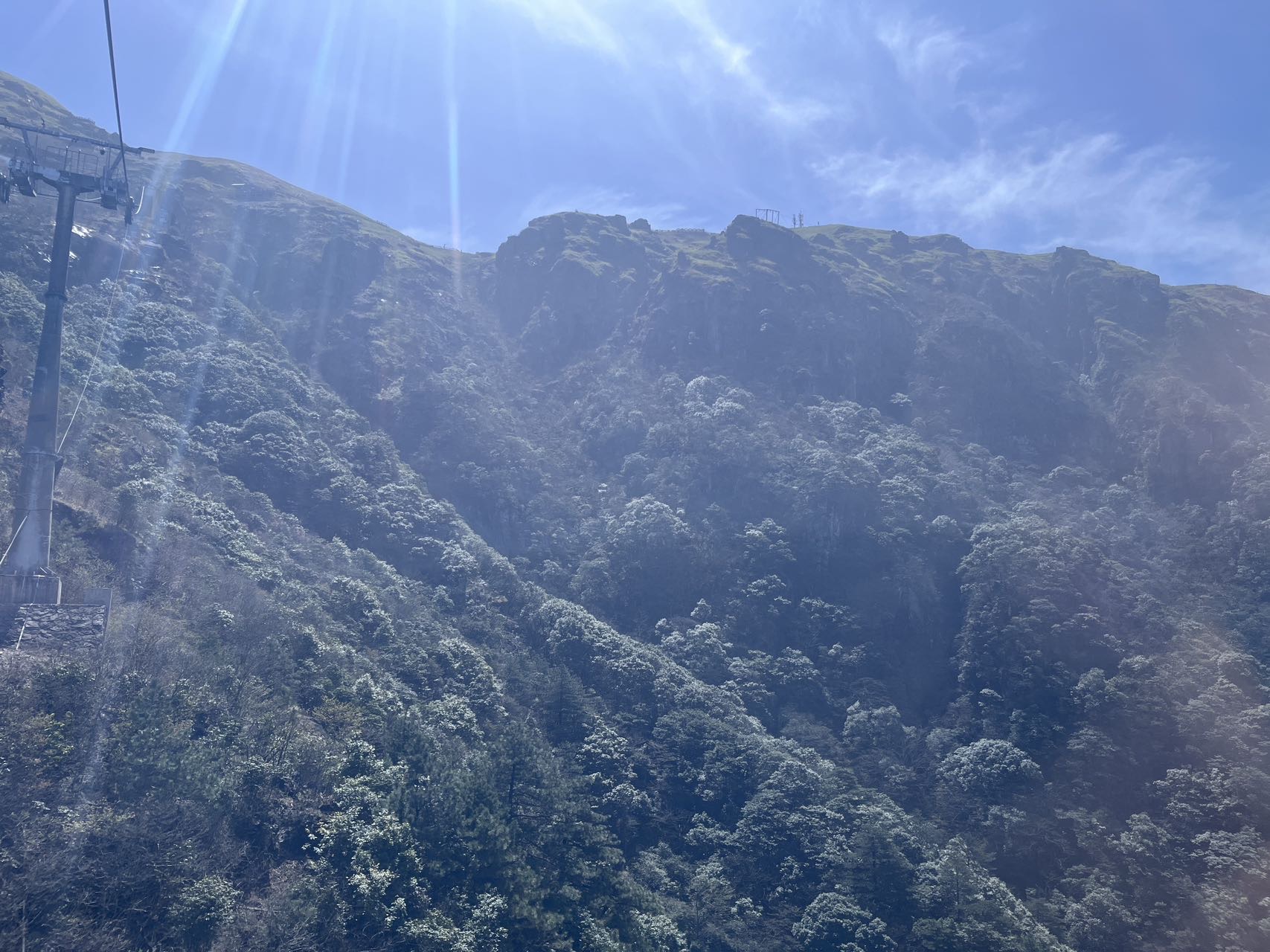 找爬山搭子