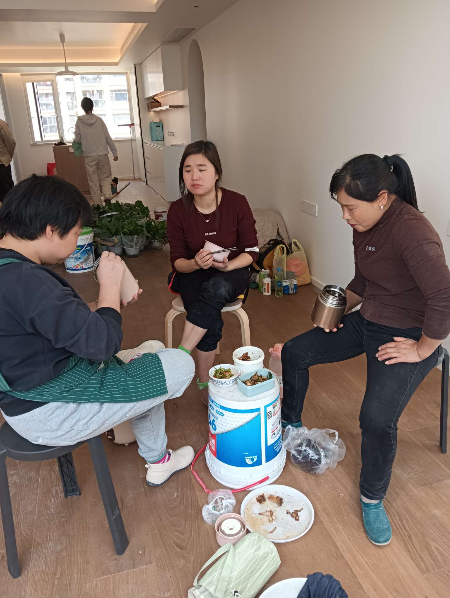 找搭子