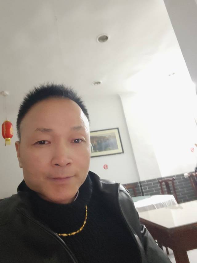 找搭子