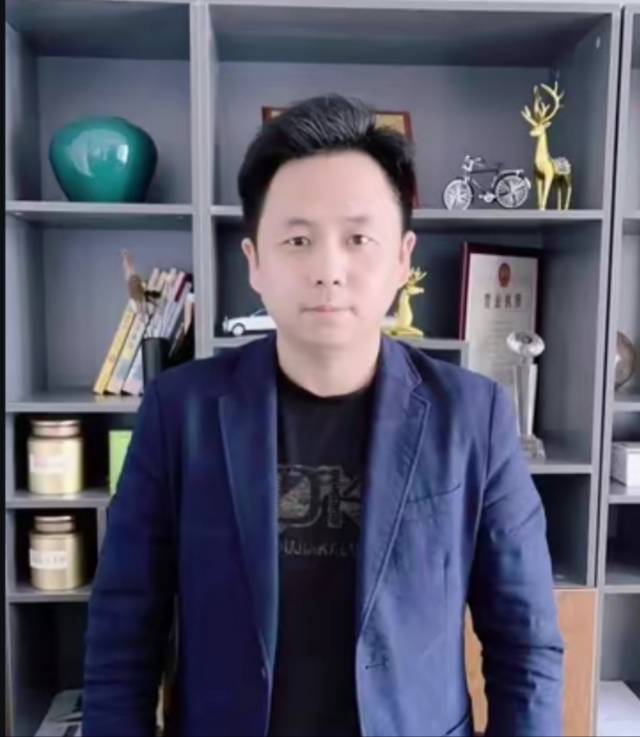 找搭子