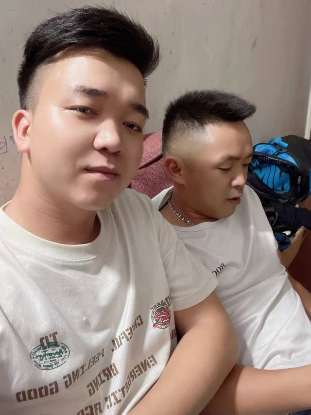 找搭子