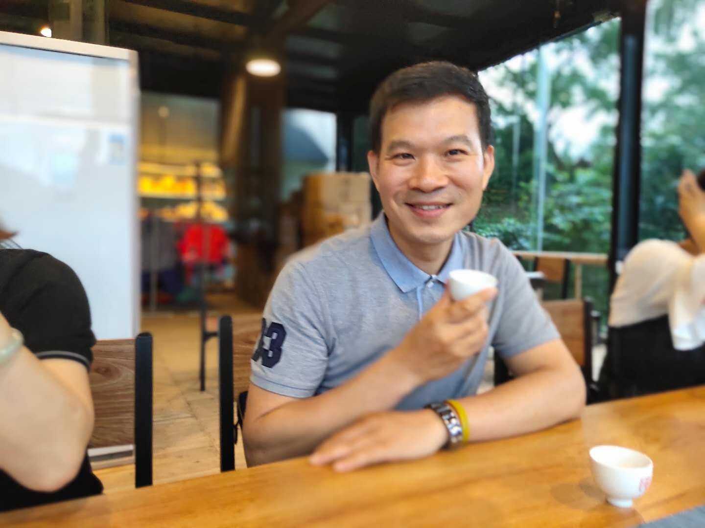 找搭子