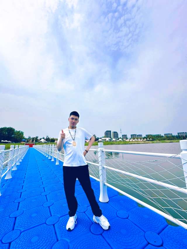 找搭子