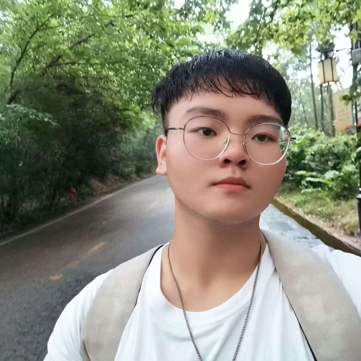 找搭子