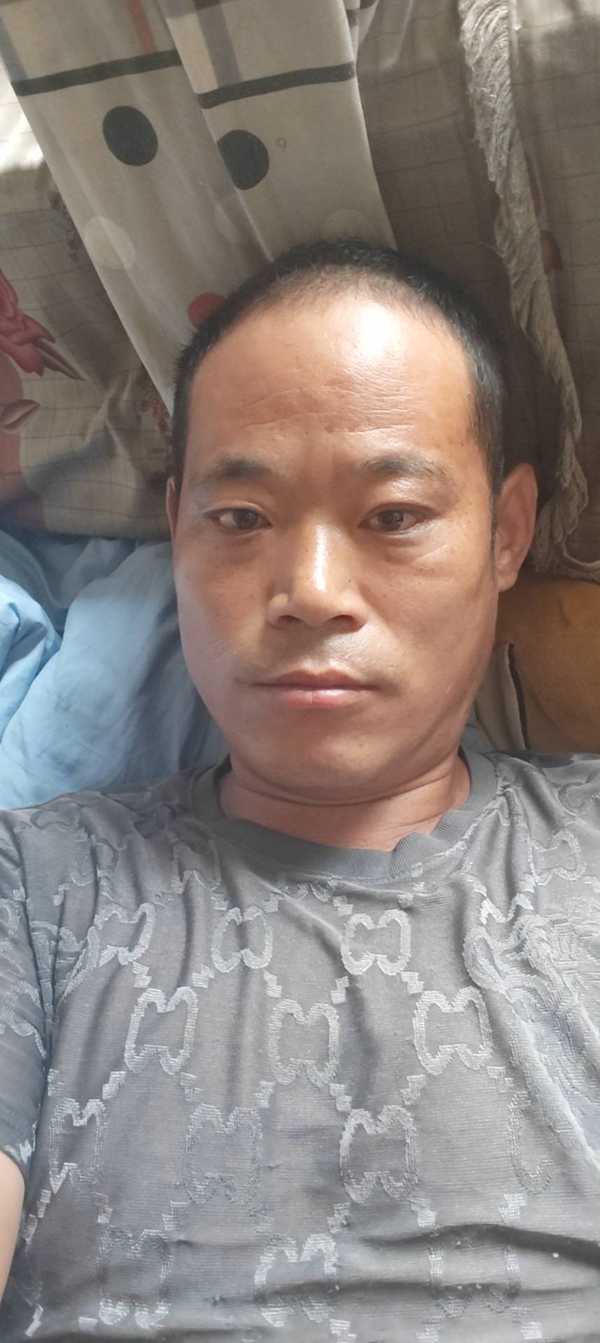 找搭子
