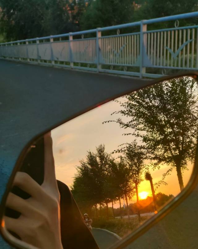 找搭子