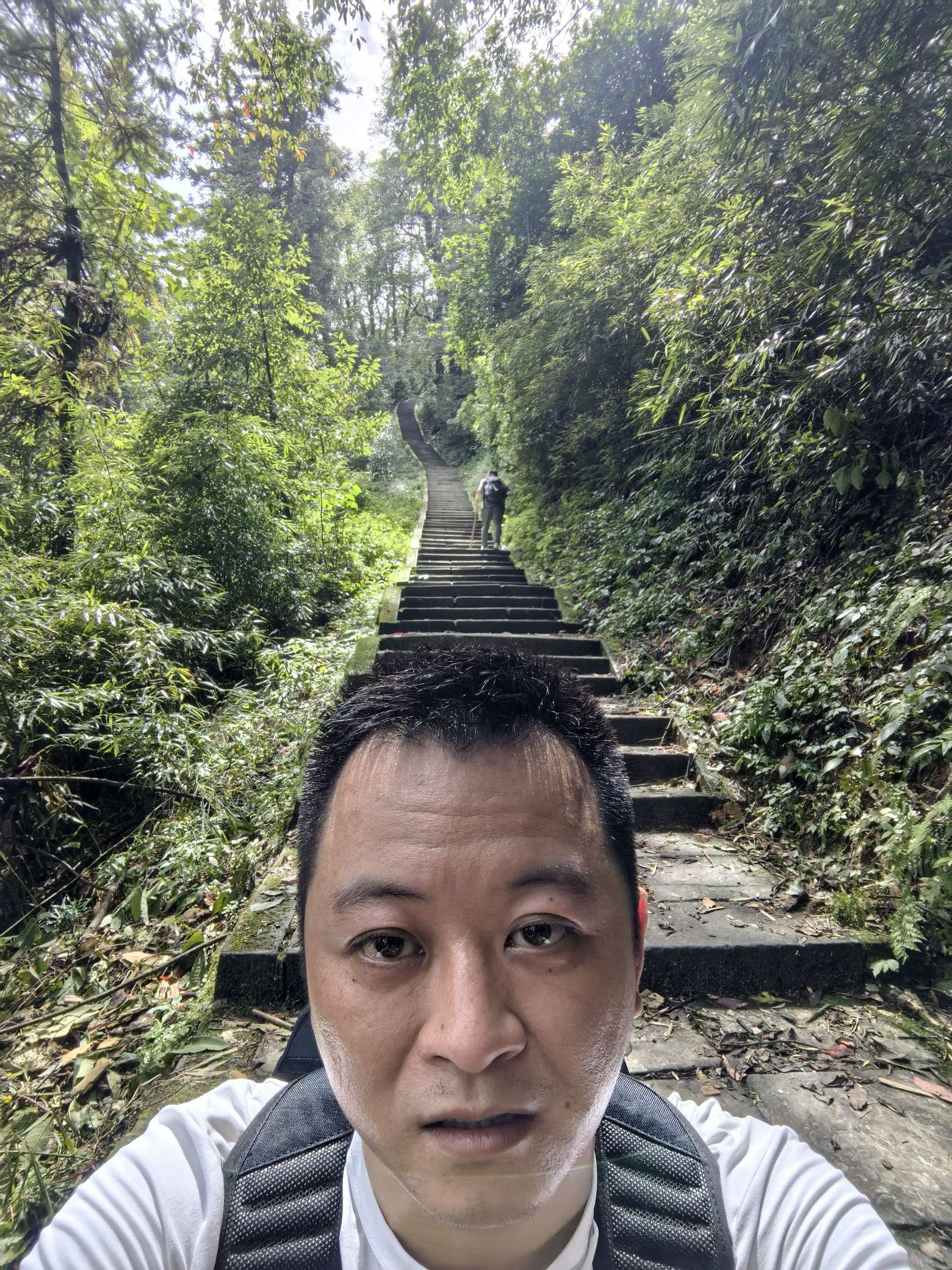 找搭子